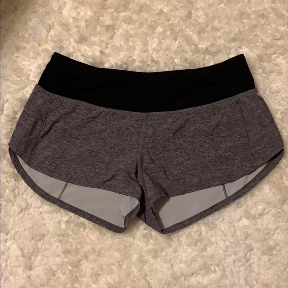 Lululemon Speed Up 2.5 shorts